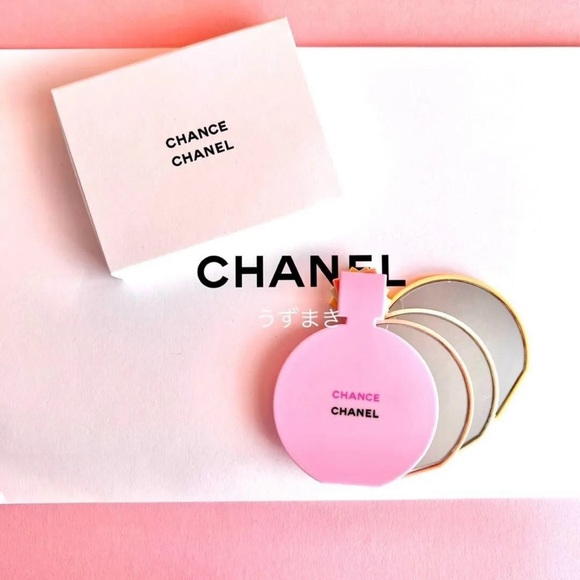 CHANEL Chance Beauty Makeup 3 Mirror novelty set - Picture 1 of 10